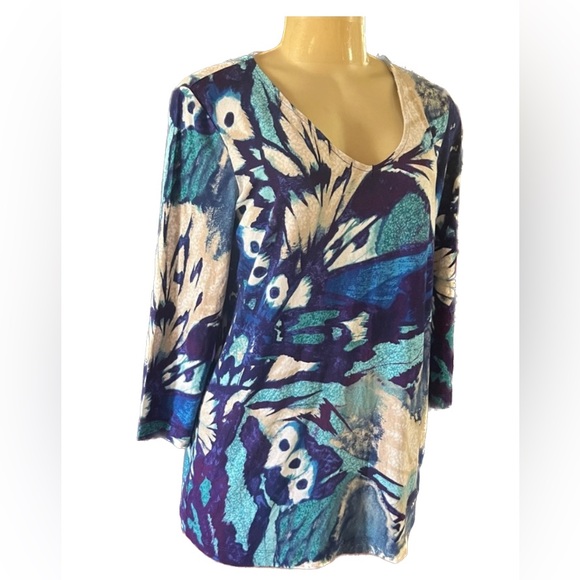 💙♥️💙 BUNDLE 💙 Chico’s blouse 3/4 sleeve and love J blouse short sleeve. - Picture 2 of 16